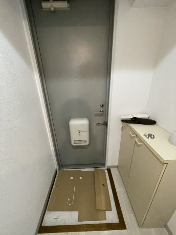 レジデンス郷Ⅹの玄関