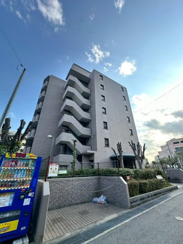 アージュ・リベルテ本山の外観