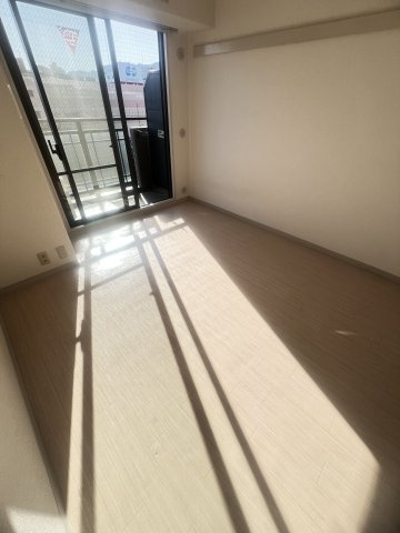 アージュ・リベルテ本山のバルコニー