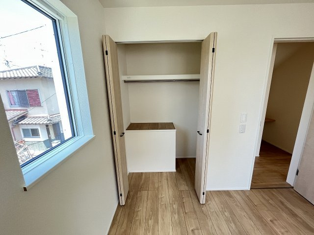 【収納】 | 福岡市南区寺塚2丁目1期　3号棟（全3棟）【仲介手数料無料・0円】 | 施工例。施工例は完成時と異なる場合があります。