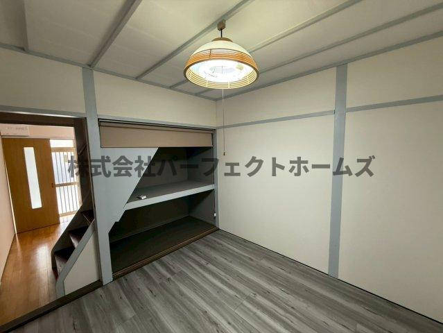 楠根南町テラスハウス　賃貸の洋室|きれいな洋室です