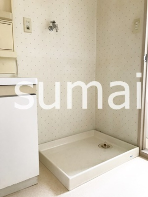 加藤マンションのその他|室内洗濯機置場です。
