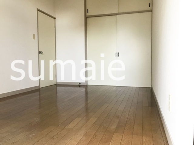 加藤マンションの子供部屋|人気のフローリングです。