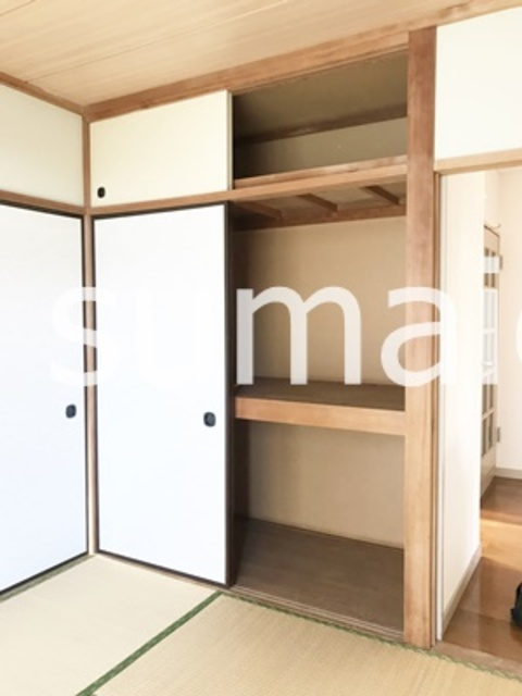 加藤マンションの収納|天袋付きの収納です。
