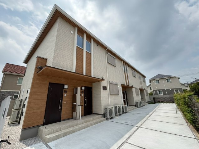 府中市栄町２丁目のアパートの外観パース
