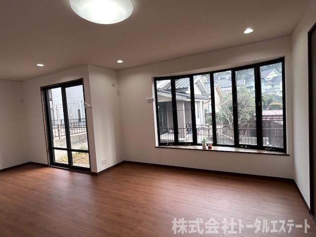 熊野町3丁目13-46の居間・リビング