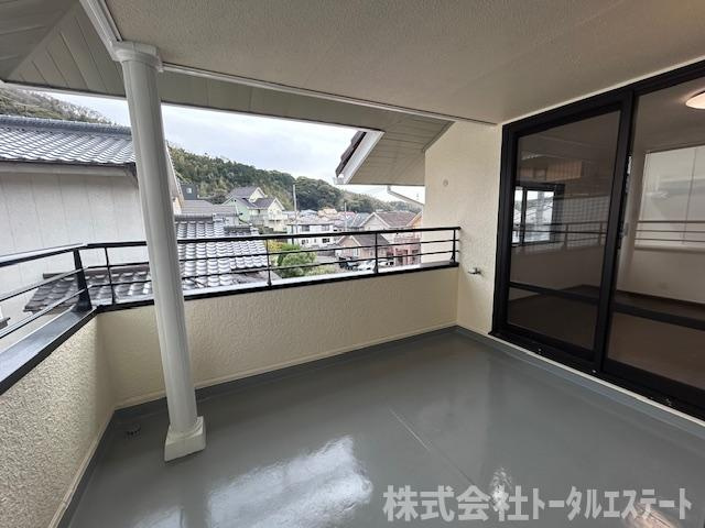 熊野町3丁目13-46のバルコニー