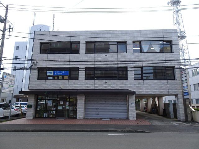 栄光ビルの外観