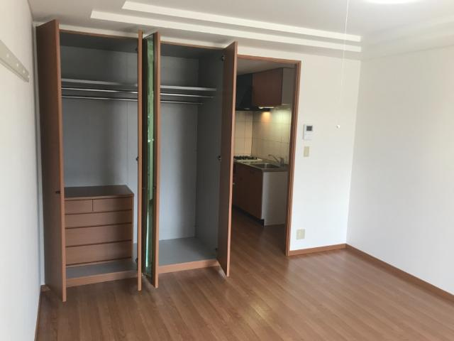 アビタシオン朝日の収納|クローゼット