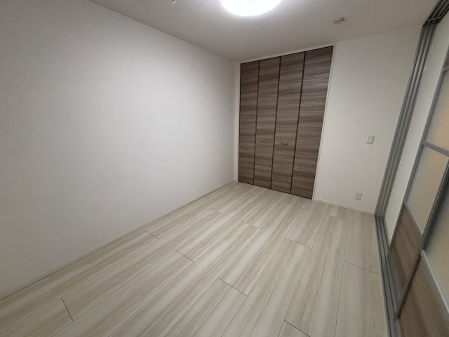 【寝室】