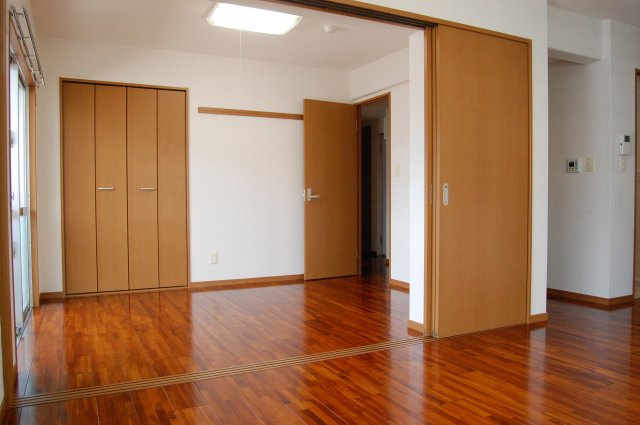 ディアコートJの居間・リビング