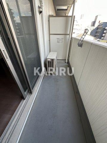 ハイフェンス京橋のバルコニー