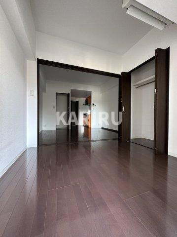 ハイフェンス京橋の居間・リビング