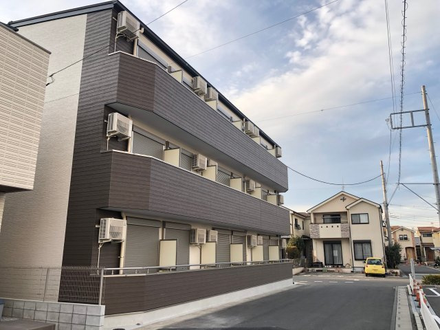 【賃貸アパート】プラウドシャトー若葉のバルコニー|開放的で明るい空間を演出してくれるバルコニーです