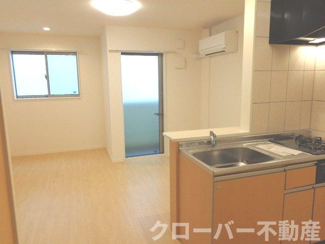 ビタローマのキッチン|洋室