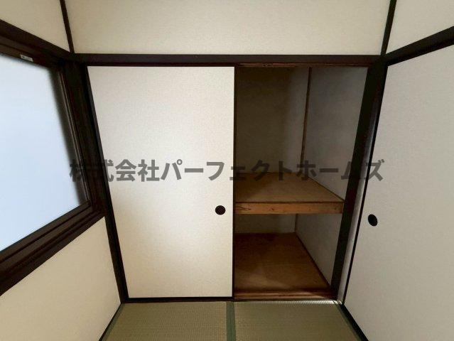 池田西町テラスハウス　賃貸の収納|専用の収納スペースです