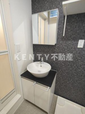 【洗面所】 | Ｖｉｌｌａ２４６５ | 忙しい朝には欠かせない洗面所です