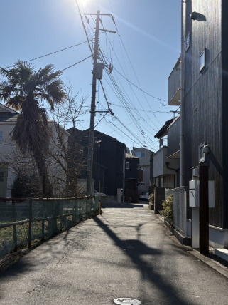 中古/新座市栗原4丁目の前面道路含む現地写真|前面道路含む現地写真です