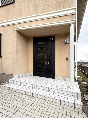 中古戸建　海老名市国分寺台3丁目のエントランス|現地外観