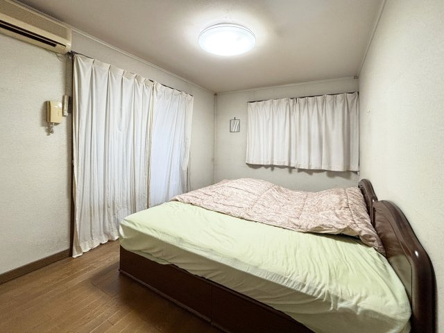 中古戸建　海老名市国分寺台3丁目の洋室|2階6帖洋室