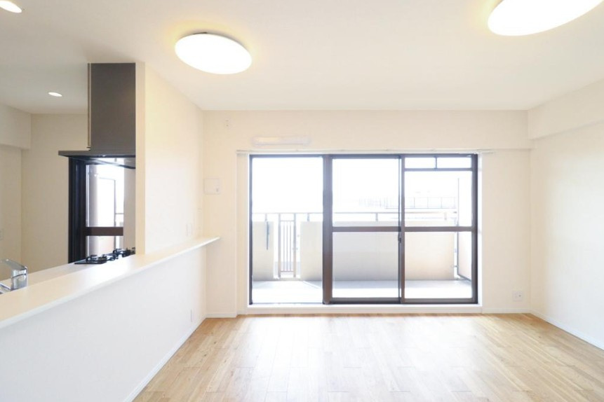 ダイアパレス甲子園の居間・リビング