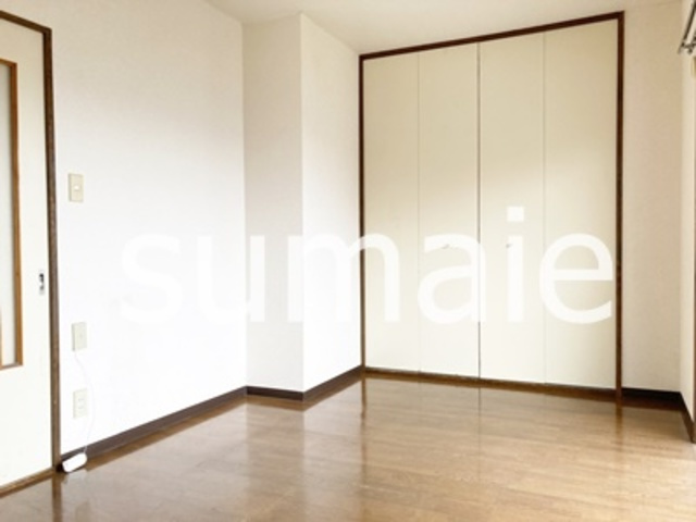 フローラルパレス大成の寝室|人気のフローリングです。