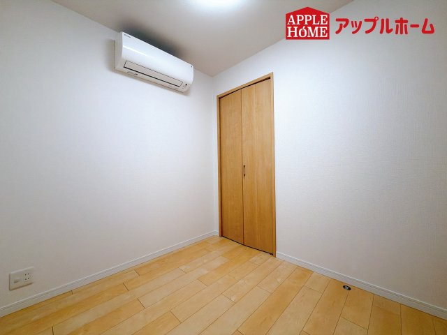 [中古マンション] さいたま市中央区下落合 与野パーク・ホームズの洋室|居室は全室収納あり！たっぷりある収納活用でお部屋もキレイを保てます♪