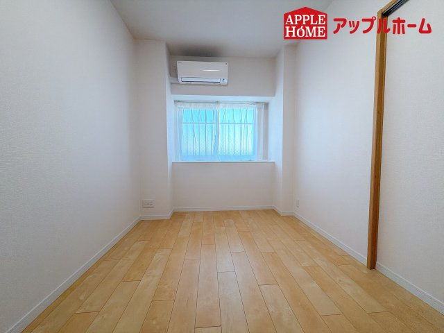 [中古マンション] さいたま市中央区下落合 与野パーク・ホームズの洋室|居室は全室収納あり！たっぷりある収納活用でお部屋もキレイを保てます♪