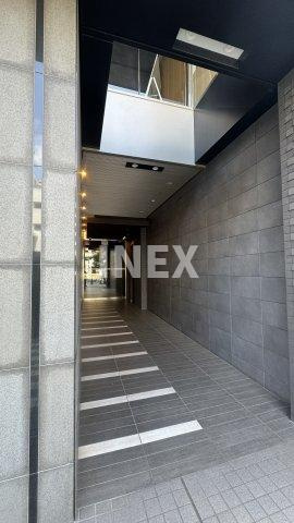 横浜市中区山下町の賃貸マンションのエントランス