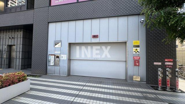 横浜市中区山下町の賃貸マンションの駐車場