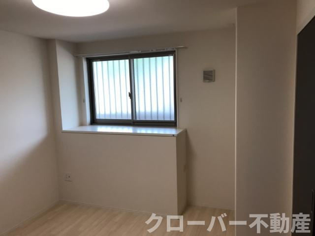 MARUKATSU UTAZUの内装|洋室