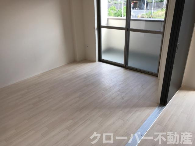 MARUKATSU UTAZUの内装|洋室