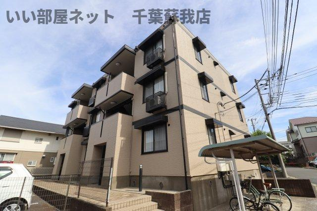 ロイヤルハウスAの外観|建物外観を気になさる方へ、見た目の良い物件です