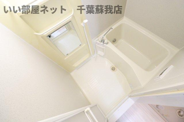 ロイヤルハウスAの浴室|日々の暮らしに欠かせないお風呂です