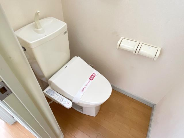 日の出Ⅱのトイレ|シャワー付トイレ