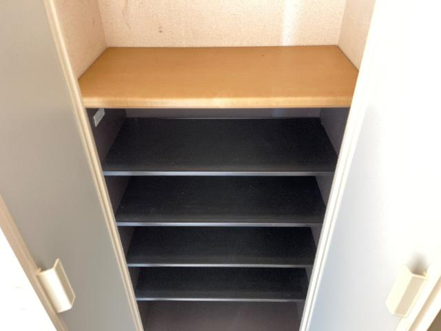日の出Ⅱの収納|下駄箱