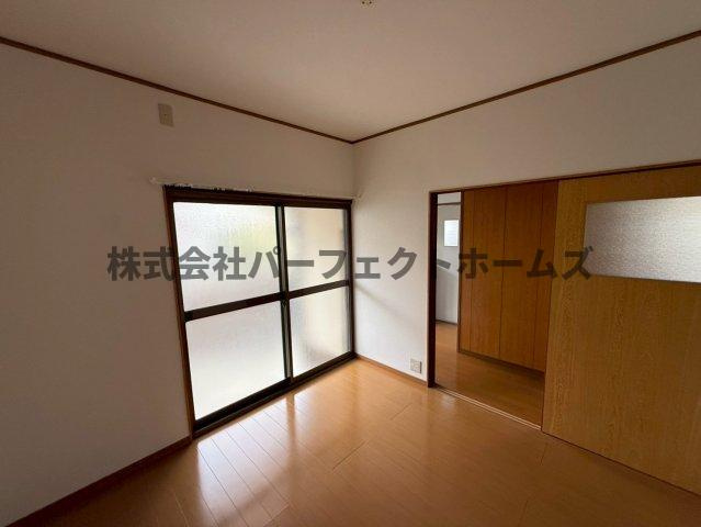 成美町平屋　賃貸の洋室|使い勝手のいい洋室です