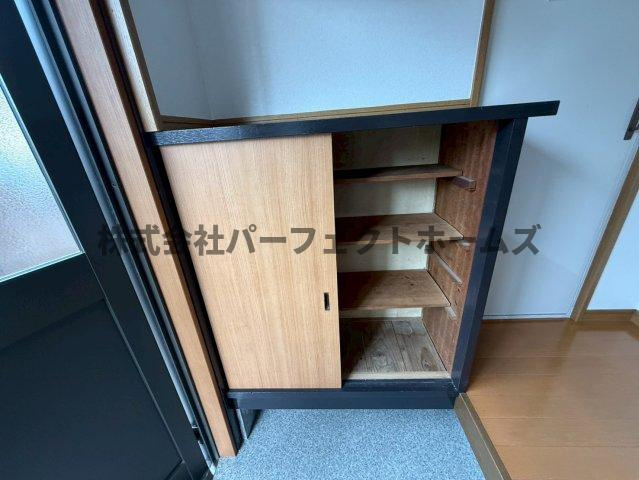 成美町平屋　賃貸の収納|大きなスペースがあり、収納には困りません