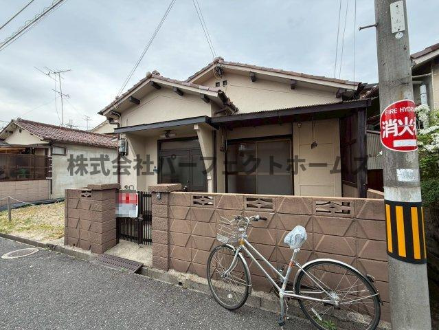 成美町平屋　賃貸の外観|外観もきれいです