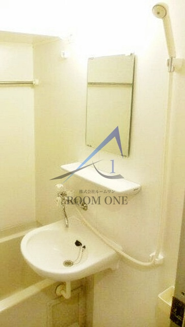 グランド・ガーラ麻布十番の洗面所|洗面台です。