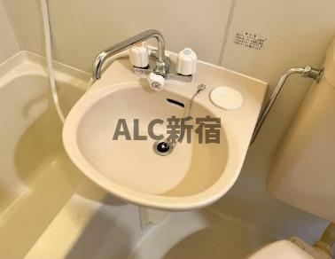 エクセリア世田谷上町の洗面所