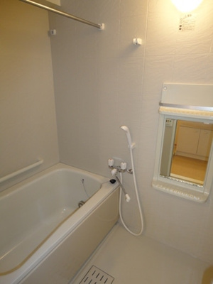 【浴室】 | メゾン果林