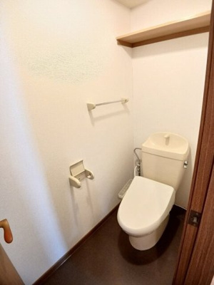 【トイレ】 | プリムヴェールⅠ | コンパクトで使いやすいトイレです