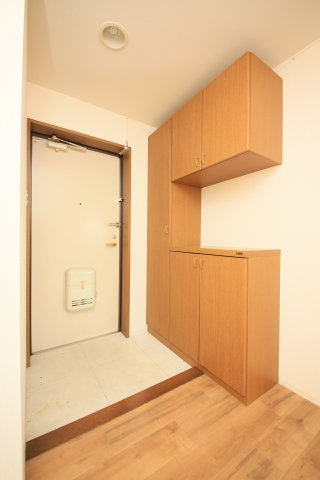 シャンブルクレールの玄関|現状と異なる場合は現状優先となります
