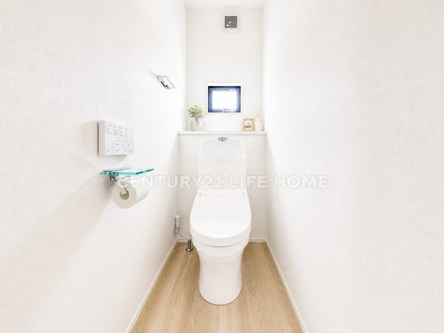 【トイレ】 | ＪＲ横浜線「大口」新築戸建て | 落ち着いたトイレです