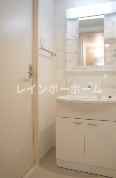 リブリ・ニソルの独立洗面台