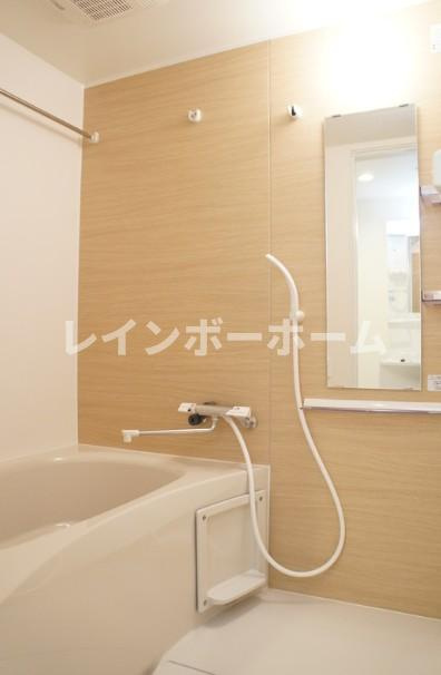 リブリ・ニソルの浴室