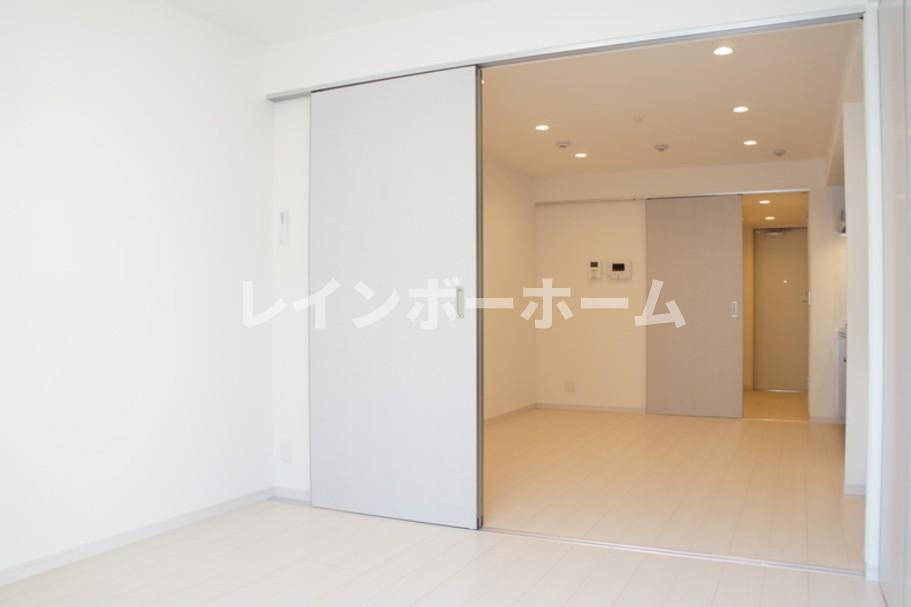 リブリ・ニソルの内装