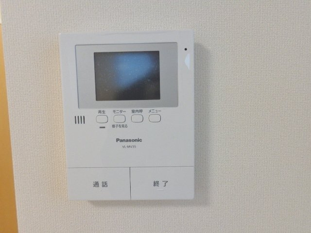 ビタローマの内装|カメラ付インターホン