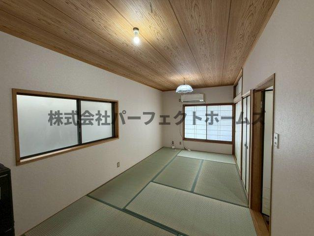 長尾家具町1丁目戸建　賃貸の和室|和室があれば、来客や子供用のスペースとして活躍します